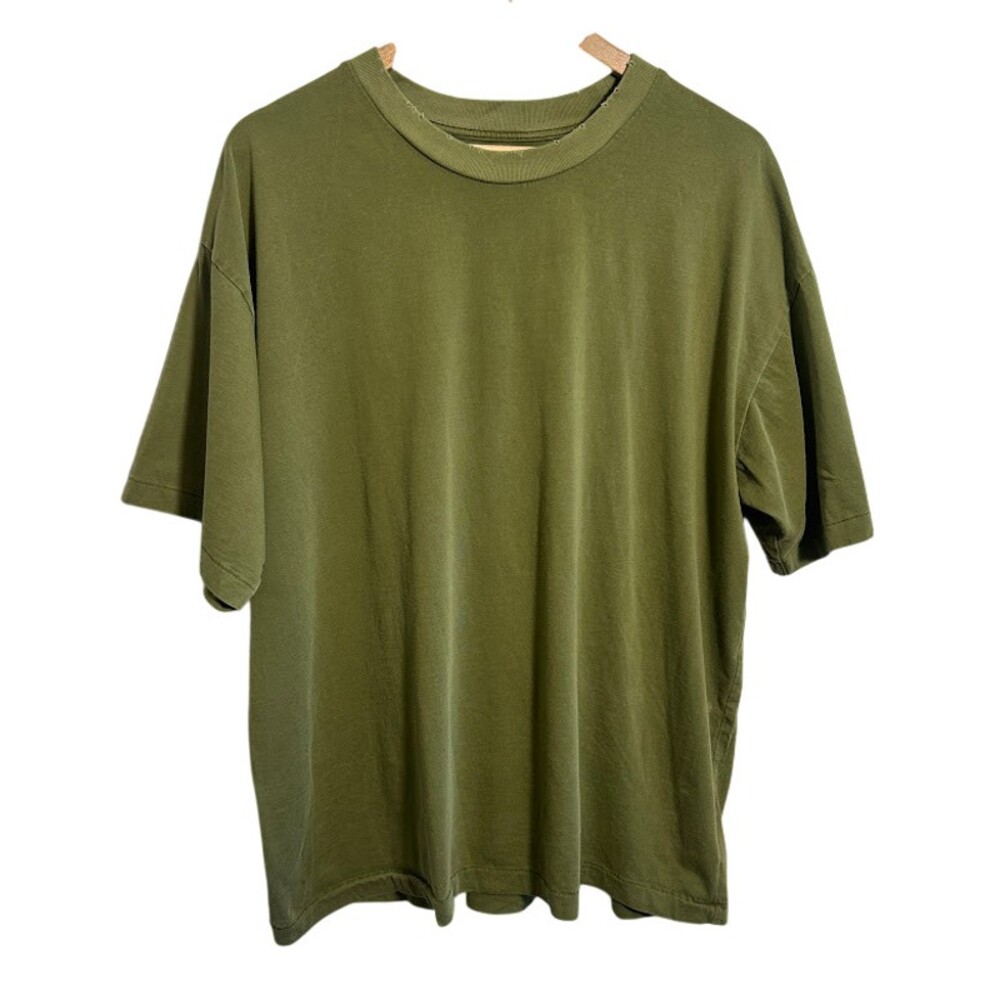 ELWOOD Men’s Oversized Core Tee Shirt L Green Distressed Organic Cotton